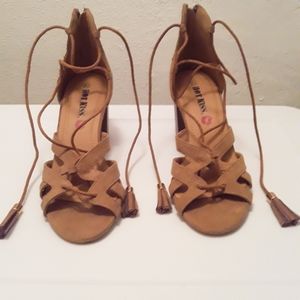Ladies sandals